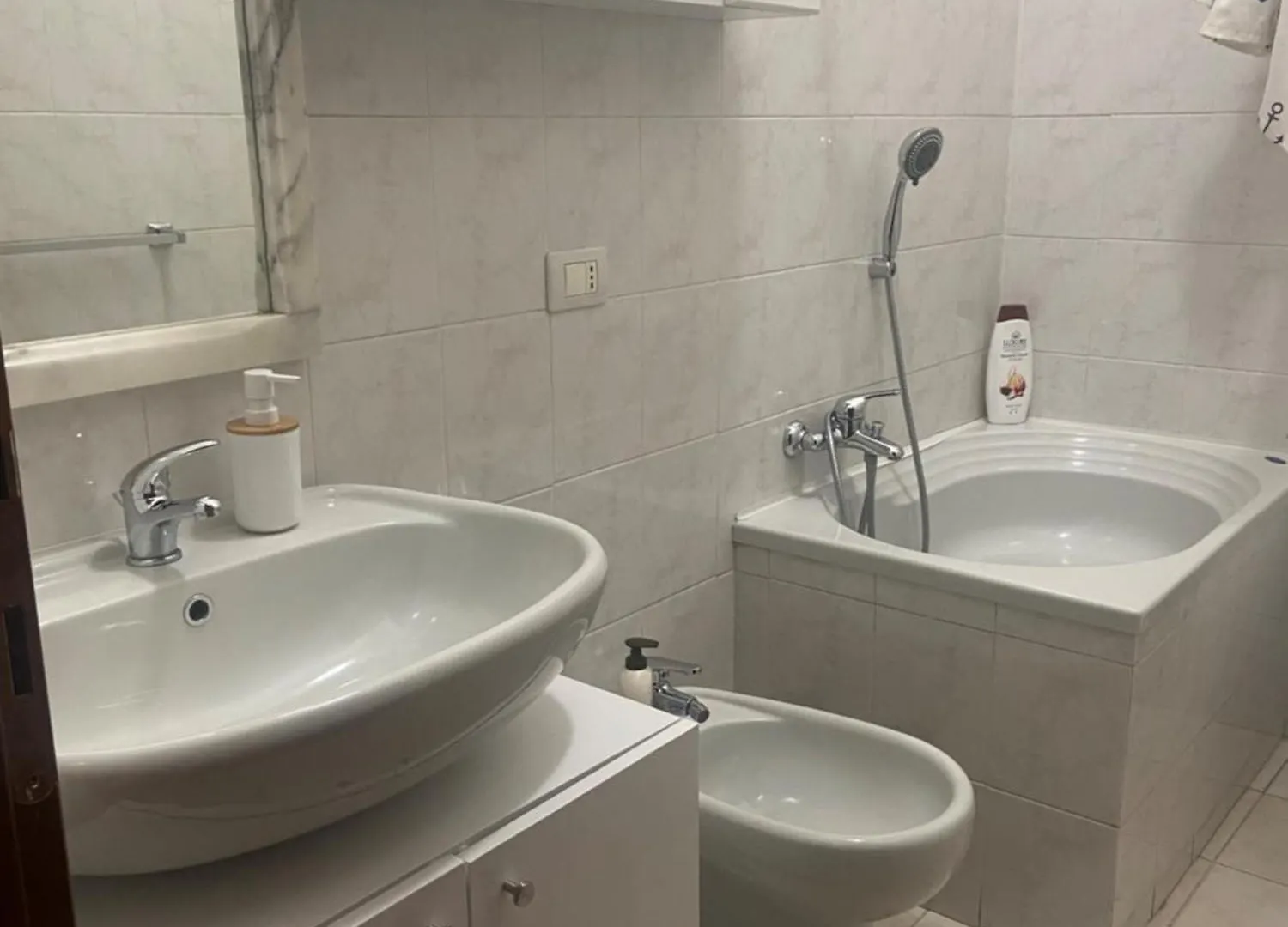 Apartamento La Casa Di Carlotta Ceparana Italia